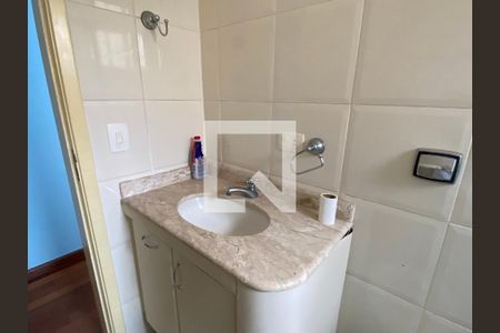 Casa à venda com 209m², 3 quartos e 5 vagasBanheiro Social