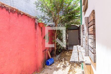 Casa para alugar com 95m², 2 quartos e 1 vagaQuintal