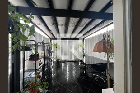 Casa à venda com 140m², 2 quartos e 1 vaga