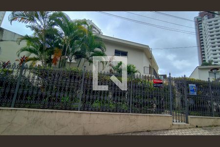 Casa à venda com 300m², 3 quartos e 5 vagasFachada