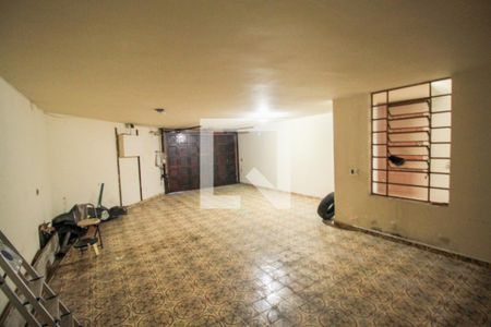 Casa à venda com 300m², 3 quartos e 5 vagasÁrea comum