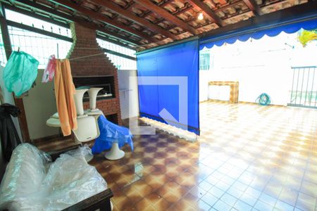 Casa à venda com 300m², 3 quartos e 5 vagasÁrea comum