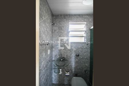 Apartamento para alugar com 60m², 2 quartos e sem vagaBanheiro