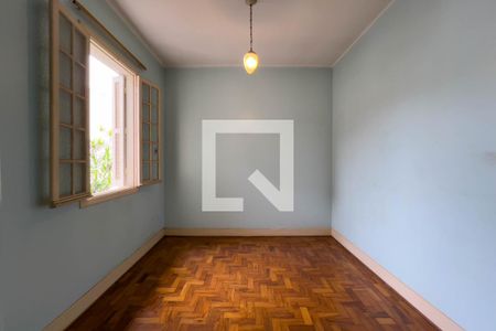 Casa à venda com 430m², 3 quartos e sem vaga Casa à venda com 430m², 3 quartos e sem vagaQuarto 3