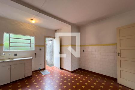 Casa à venda com 430m², 3 quartos e sem vaga Casa à venda com 430m², 3 quartos e sem vagaCozinha