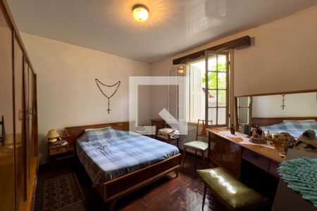 Casa à venda com 430m², 3 quartos e sem vaga Casa à venda com 430m², 3 quartos e sem vagaEdícula