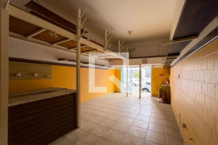 Casa à venda com 430m², 3 quartos e sem vaga Casa à venda com 430m², 3 quartos e sem vagaGaragem