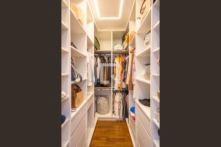 Casa à venda com 142m², 3 quartos e 3 vagasCloset da Suíte