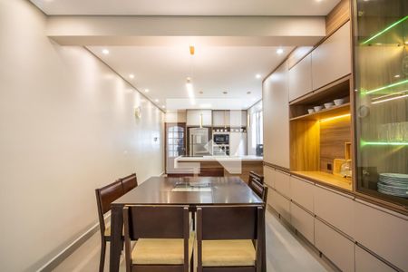 Casa à venda com 142m², 3 quartos e 3 vagasCopa e Cozinha