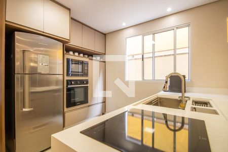 Casa à venda com 142m², 3 quartos e 3 vagasCopa e Cozinha