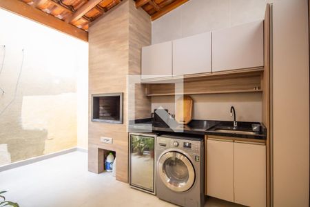 Casa à venda com 142m², 3 quartos e 3 vagasÁrea de Serviço e Churrasqueira