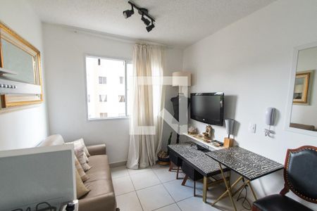 Sala de apartamento para alugar com 2 quartos, 32m² em Cambuci, São Paulo
