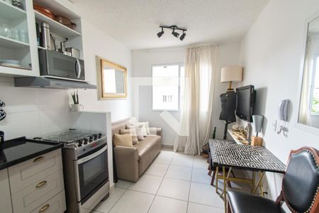 Sala de apartamento para alugar com 2 quartos, 32m² em Cambuci, São Paulo