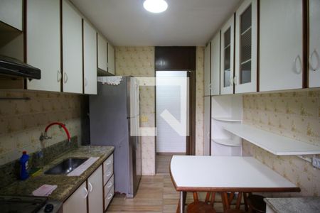 Apartamento à venda com 57m², 2 quartos e 1 vagaCozinha