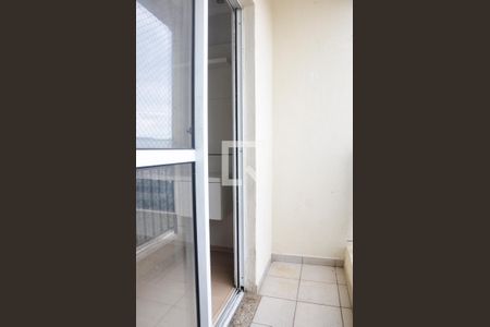 Detalhe - Varanda da Sala de apartamento para alugar com 3 quartos, 65m² em Vila dos Remedios, São Paulo