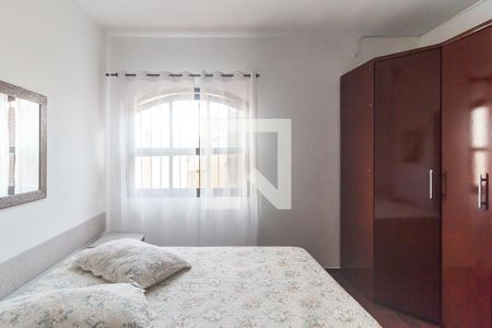 Casa para alugar com 220m², 3 quartos e 2 vagasQuarto 1 - Suíte 1