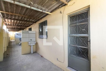 Casa para alugar com 35m², 1 quarto e 1 vagaÁrea de Serviço