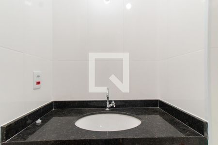 Casa à venda com 124m², 3 quartos e 2 vagasBanheiro