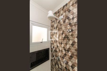 Casa à venda com 124m², 3 quartos e 2 vagasBanheiro