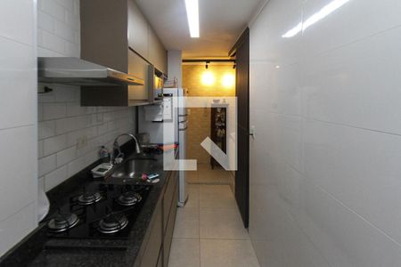 Apartamento à venda com 52m², 2 quartos e 1 vagaCozinha