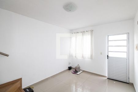 Sala de casa para alugar com 2 quartos, 63m² em Guaratiba, Rio de Janeiro