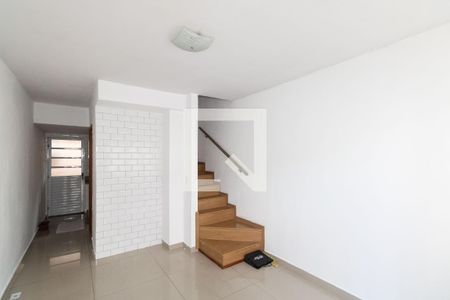 Sala de casa para alugar com 2 quartos, 63m² em Guaratiba, Rio de Janeiro