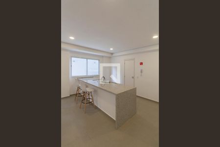 Apartamento para alugar com 28m², 1 quarto e sem vaga Apartamento para alugar com 28m², 1 quarto e sem vagaÁrea Comum - Salão de Festas