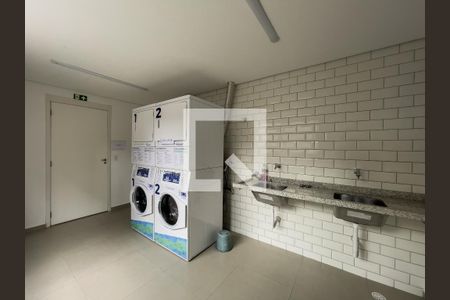 Apartamento para alugar com 28m², 1 quarto e sem vaga Apartamento para alugar com 28m², 1 quarto e sem vagaÁrea Comum - Lavanderia