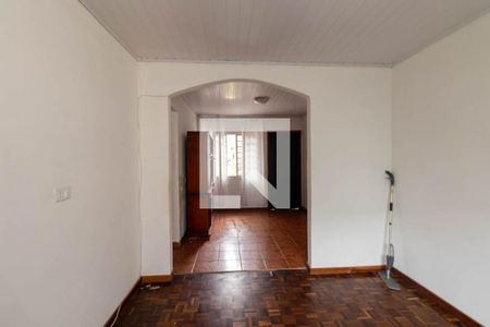 Casa à venda com 240m², 2 quartos e 2 vagas Casa à venda com 240m², 2 quartos e 2 vagasSala de TV