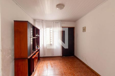 Casa à venda com 240m², 2 quartos e 2 vagas Casa à venda com 240m², 2 quartos e 2 vagasSala