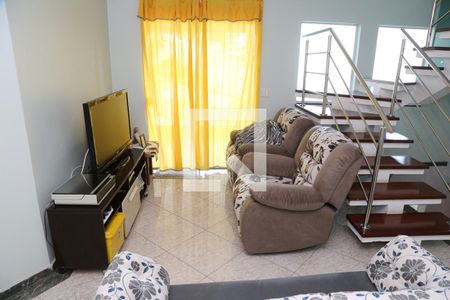 Casa à venda com 400m², 3 quartos e 6 vagas Casa à venda com 400m², 3 quartos e 6 vagasSala de TV