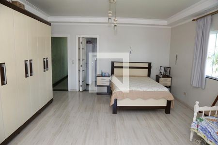 Casa à venda com 400m², 3 quartos e 6 vagas Casa à venda com 400m², 3 quartos e 6 vagasSuite 2