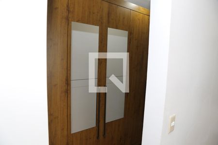 Casa à venda com 400m², 3 quartos e 6 vagas Casa à venda com 400m², 3 quartos e 6 vagasCloset do quarto 1