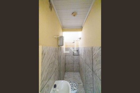 Banheiro de kitnet/studio para alugar com 1 quarto, 35m² em Campo Grande, Rio de Janeiro