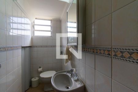 Casa à venda com 176m², 3 quartos e 2 vagas Casa à venda com 176m², 3 quartos e 2 vagasLavabo