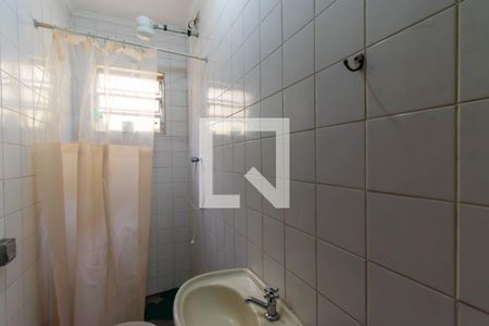 Casa à venda com 176m², 3 quartos e 2 vagas Casa à venda com 176m², 3 quartos e 2 vagasBanheiro de Serviço