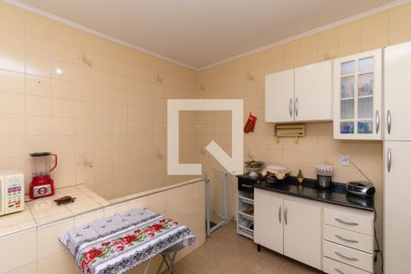 Casa à venda com 176m², 3 quartos e 2 vagas Casa à venda com 176m², 3 quartos e 2 vagasCozinha