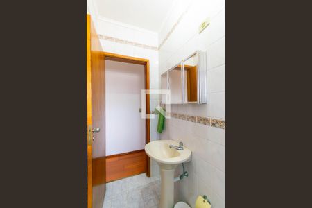 Casa à venda com 176m², 3 quartos e 2 vagas Casa à venda com 176m², 3 quartos e 2 vagasBanheiro 2