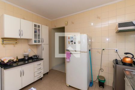 Casa à venda com 176m², 3 quartos e 2 vagas Casa à venda com 176m², 3 quartos e 2 vagasCozinha