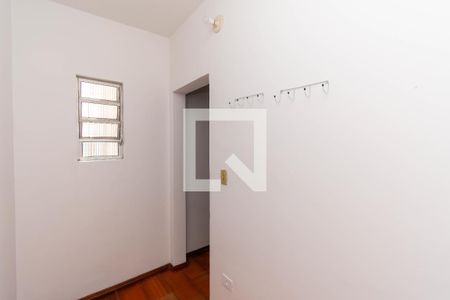 Casa à venda com 176m², 3 quartos e 2 vagas Casa à venda com 176m², 3 quartos e 2 vagasCloset da suíte