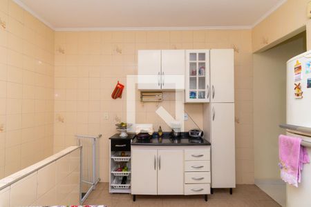 Casa à venda com 176m², 3 quartos e 2 vagas Casa à venda com 176m², 3 quartos e 2 vagasCozinha