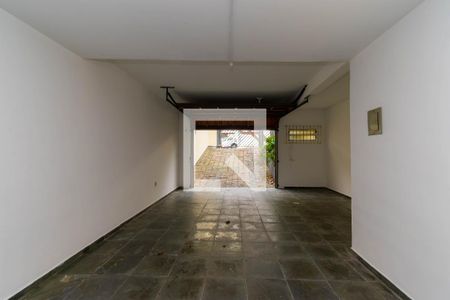Casa à venda com 176m², 3 quartos e 2 vagas Casa à venda com 176m², 3 quartos e 2 vagasGaragem