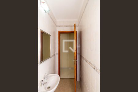 Casa à venda com 176m², 3 quartos e 2 vagas Casa à venda com 176m², 3 quartos e 2 vagasLavabo