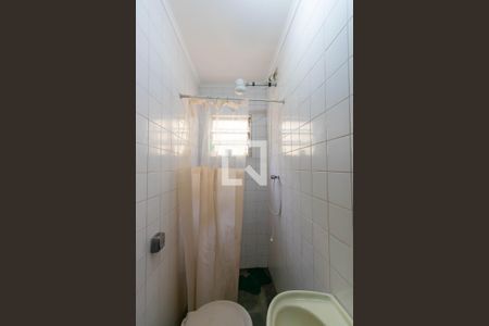 Casa à venda com 176m², 3 quartos e 2 vagas Casa à venda com 176m², 3 quartos e 2 vagasBanheiro de Serviço