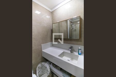 Apartamento à venda com 80m², 2 quartos e 1 vaga Apartamento à venda com 80m², 2 quartos e 1 vagaBanheiro Social