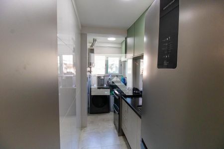 Apartamento à venda com 80m², 2 quartos e 1 vaga Apartamento à venda com 80m², 2 quartos e 1 vagaCozinha e Área de Serviço