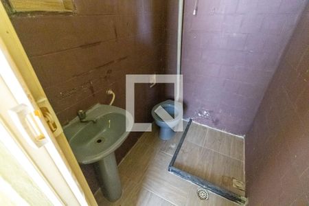 Banheiro de kitnet/studio para alugar com 1 quarto, 35m² em Campo Grande, Rio de Janeiro