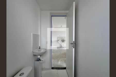 Apartamento à venda com 30m², 2 quartos e sem vaga Apartamento à venda com 30m², 2 quartos e sem vagaBanheiro