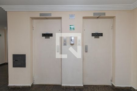 Apartamento à venda com 79m², 3 quartos e 2 vagasElevador