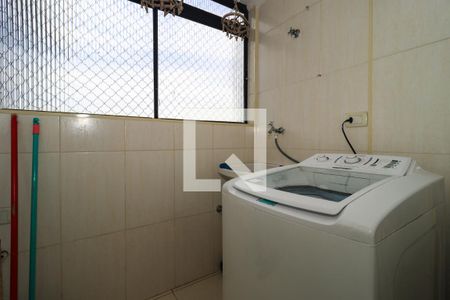 Apartamento para alugar com 69m², 3 quartos e 1 vagaÁrea de Serviço